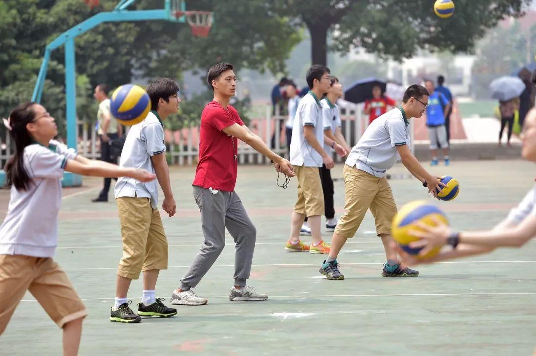 看中央五十体育频道直播放_智能AI深度解析_百度移动统计版.223.119